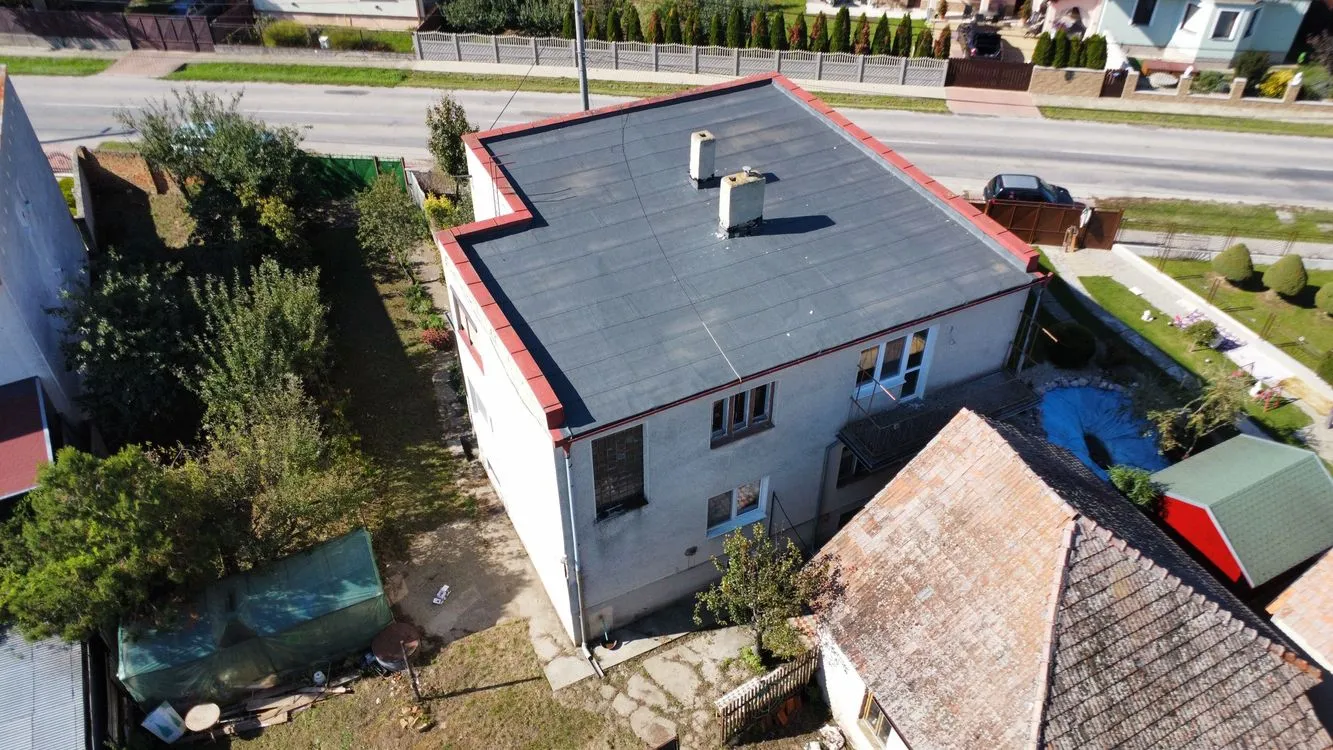 Rodinný dom s veľkým pozemkom Bešeňov